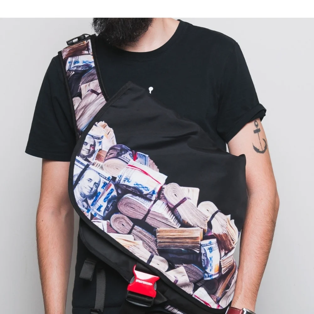 EUC Sprayground Rolled Money Messenger Sling